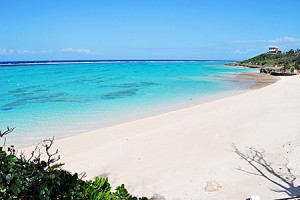今帰仁村　白浜ビーチ